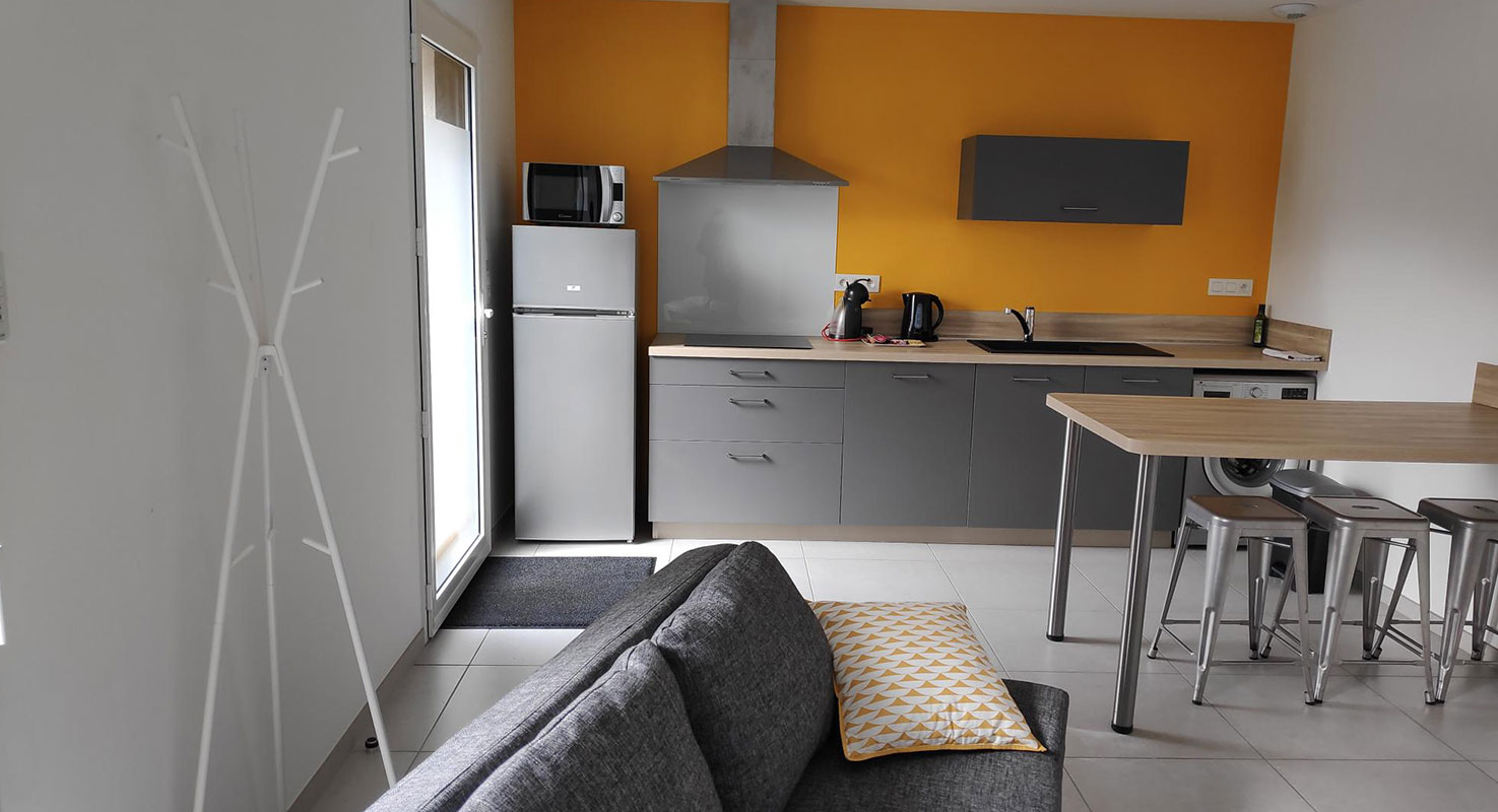 Cuisine équipée dans un logement neuf et indépendant